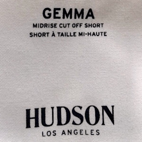 “NEW” Hudson Gemma Mid-Rise Cut-Off Short - Picture 5 of 7